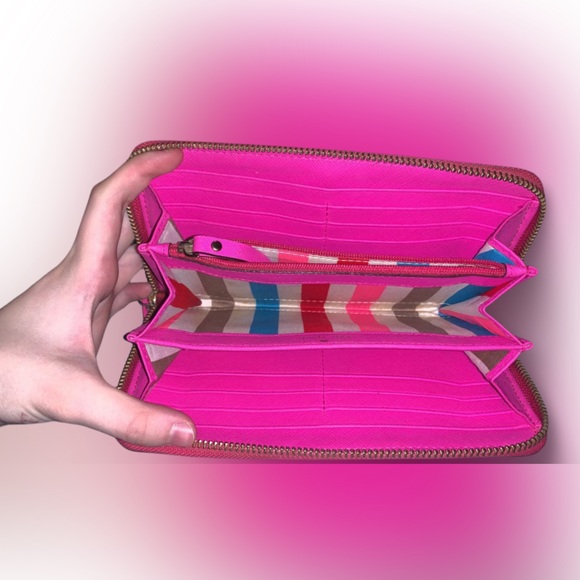 Kate Spade Long Pink Zipper Wallet 👛 - Picture 2 of 5